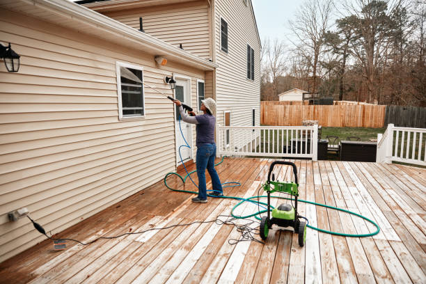 Why Choose Our Certified Pressure Washing Experts for Your Project Needs in Taft, FL?